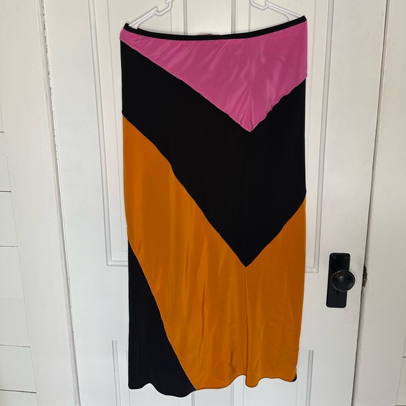 Diane Von Furstenberg Midi Skirt - Picture 2 of 2